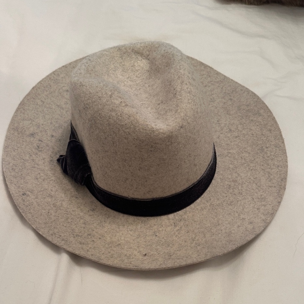 Hat Attack Cream Fedora with Black Band